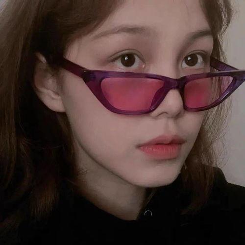 带墨镜吃瓜头像,揭秘神秘带墨镜吃瓜头像背后的故事