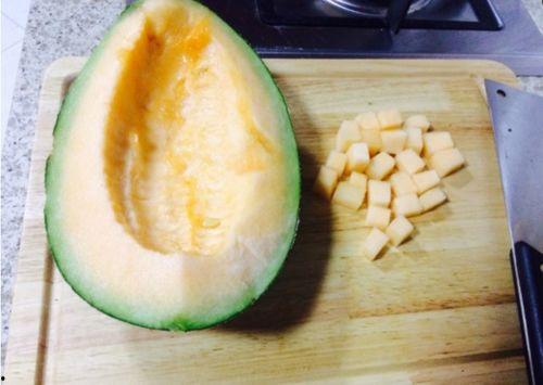 吃哈密瓜坐车晕车